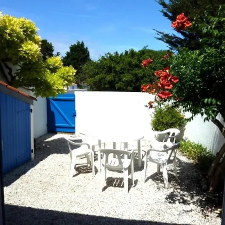 Hébergement de vacances Maison Saint-jean-de-monts, 2 Pièces, 4 Personnes - Fr-1-323-68 *